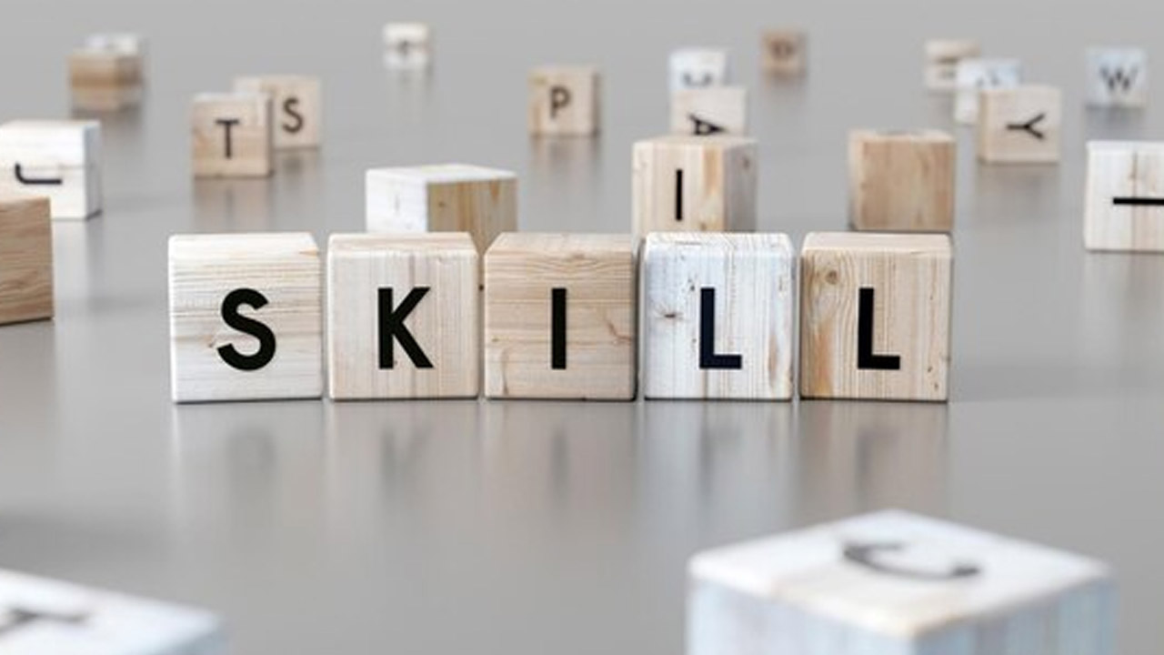 Reskilling i upskilling – jak rozwijają nowe kompetencje pracowników?