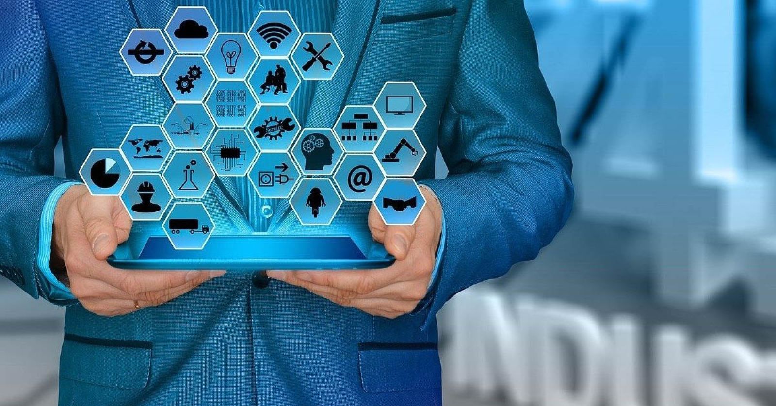 Firmy z sektora produkcyjnego coraz lepiej i bardziej świadomie wykorzystują dane