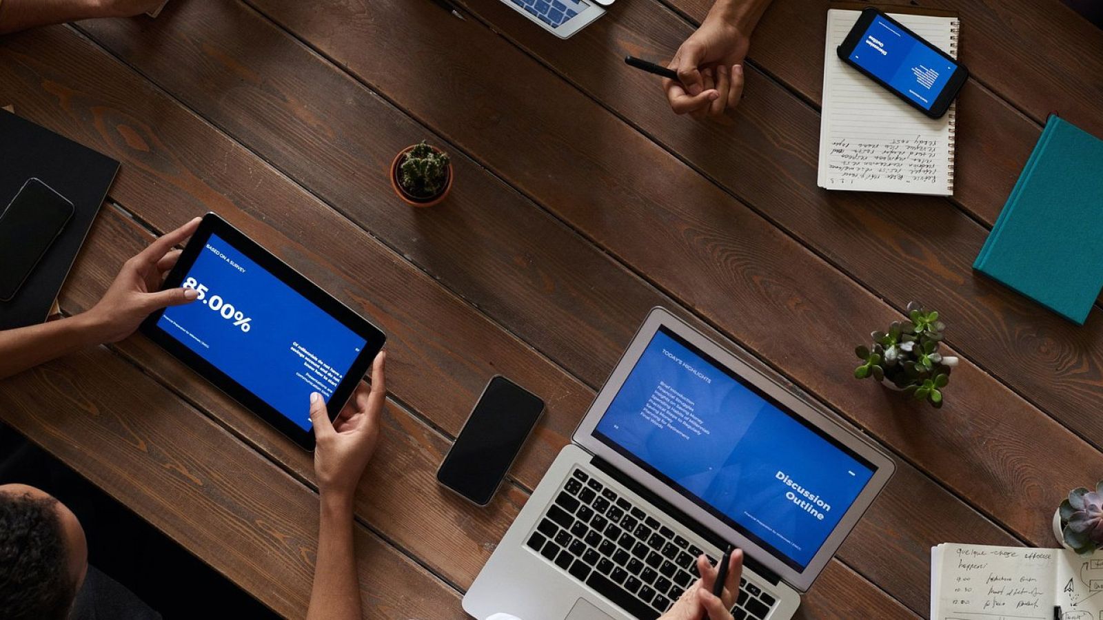 Jak wdrażać Gen AI, aby przynosiło wymierne efekty biznesowe?