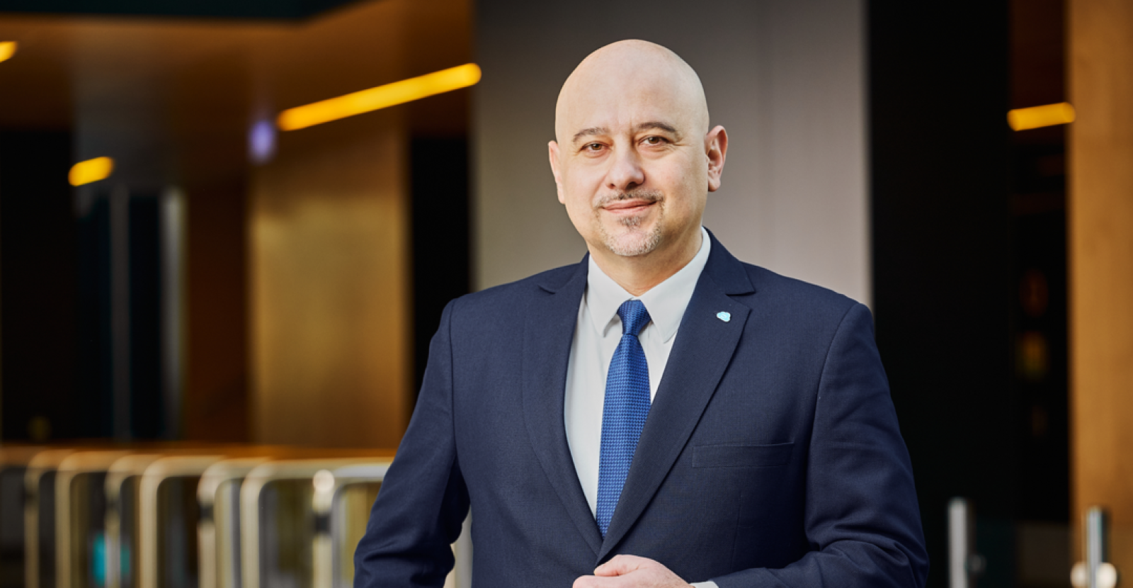 Polski biznes zmaga się z przestarzałymi systemami, które spowalniają wdrożenie chmury