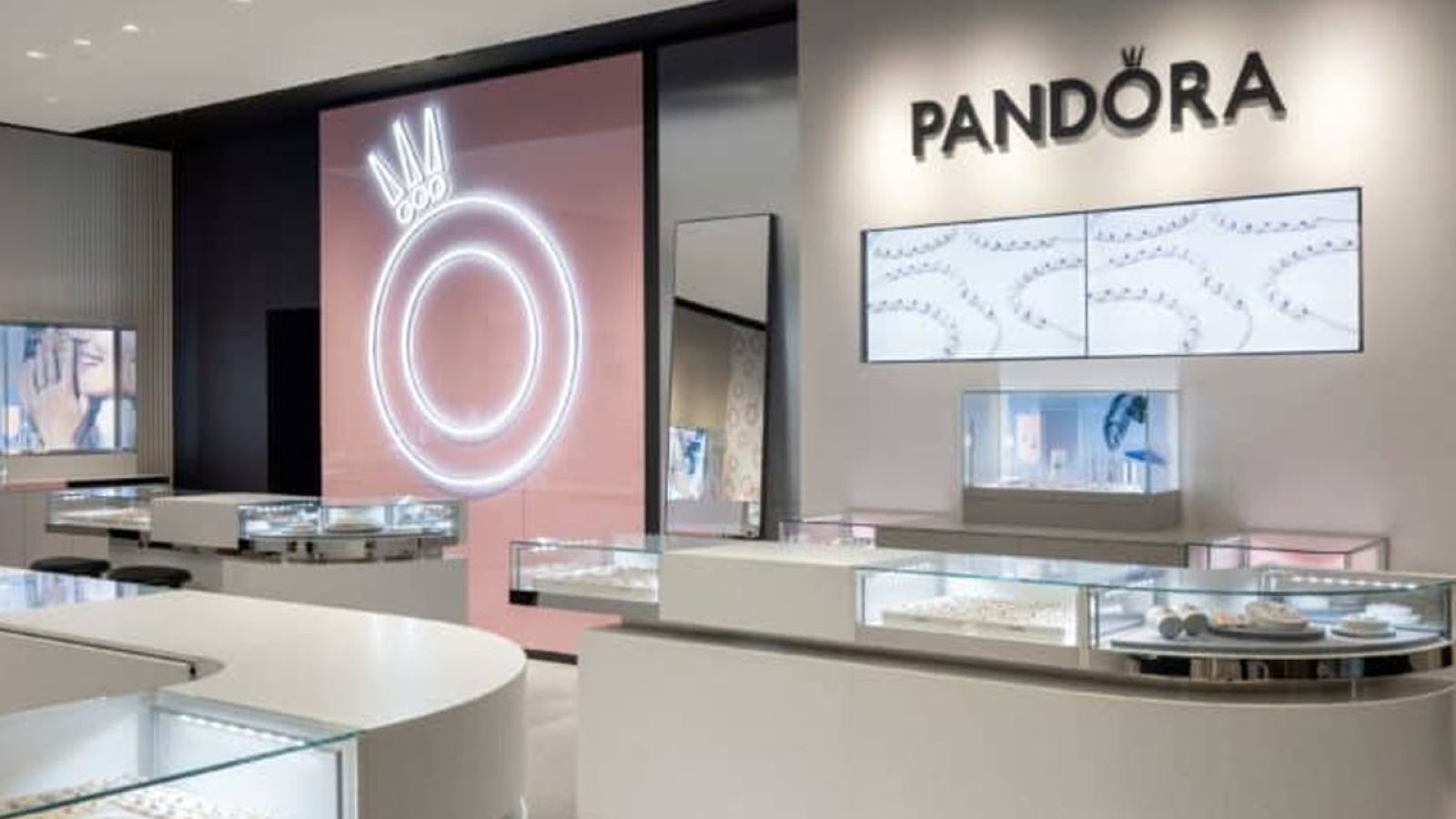 Pandora lśni razem z SAP S/4HANA. Jak zmienia się podejście do technologii w segmencie dóbr niedrogiego luksusu?