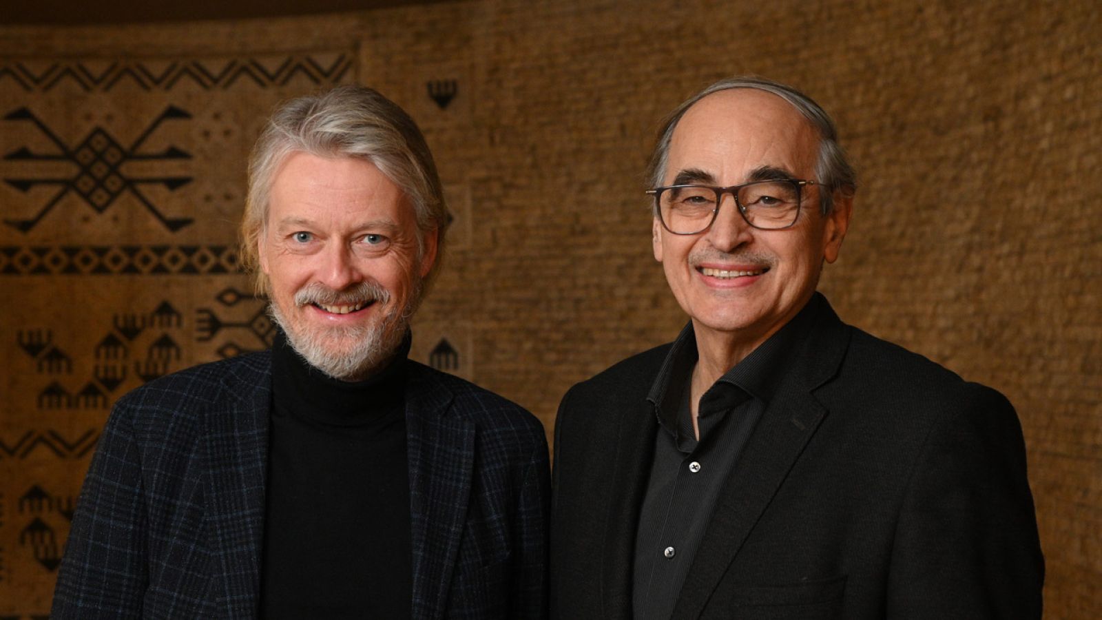 Grupa Symfonia rozpoczyna akwizycję poza granicami Polski