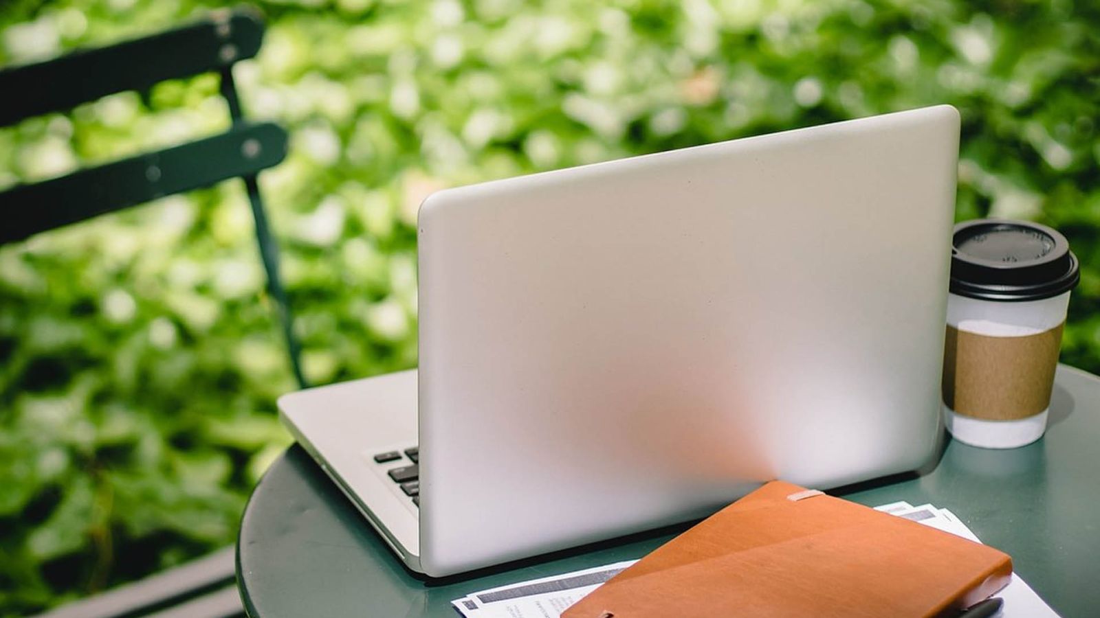 Jak cyfryzacja pomaga stawiać czoła wyzwaniom klimatycznym?