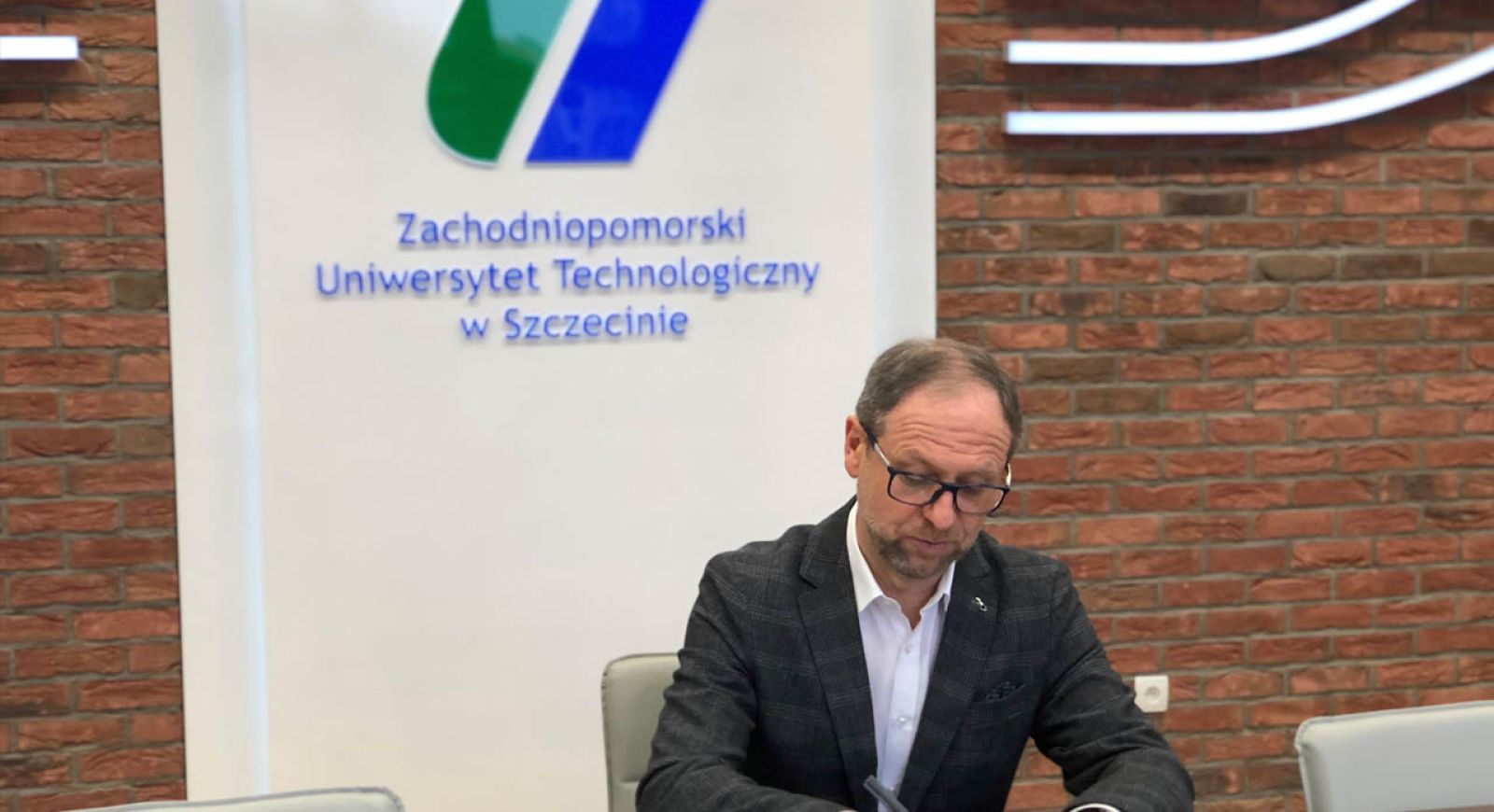 Simple SA wdraża informatyczny system zarządzania uczelnią