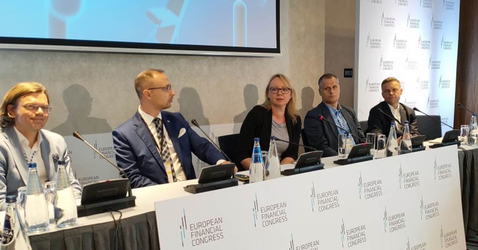 95% liderów bankowości w Polsce wdrożyło zaawansowane usługi w chmurze