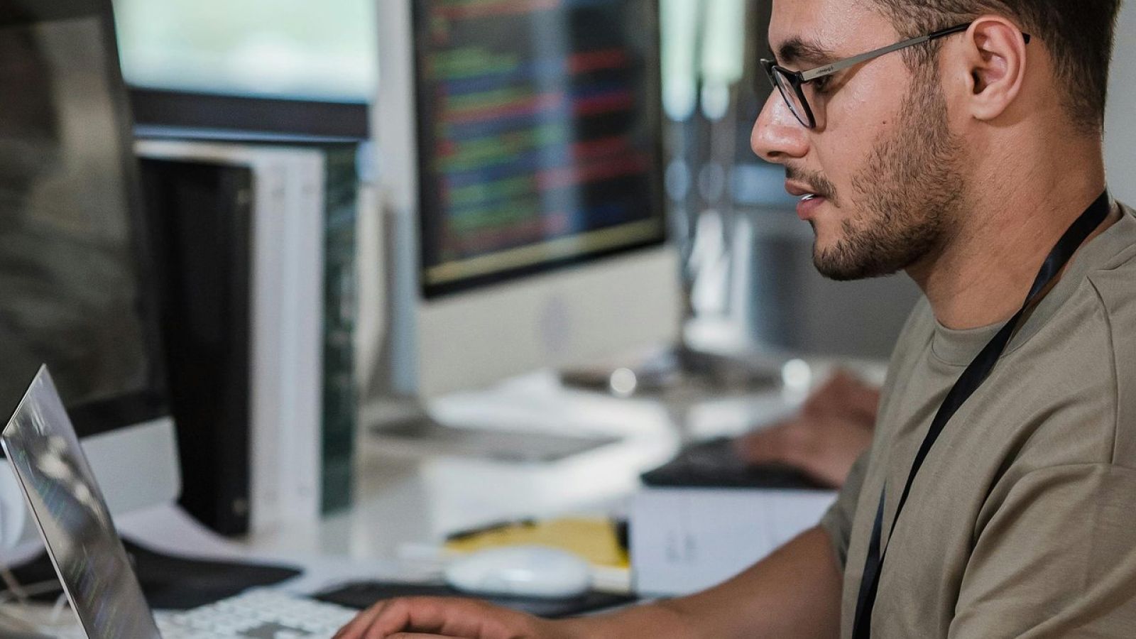 97% firm doświadcza incydentów związanych z Gen AI – jak budować odporność na 2026