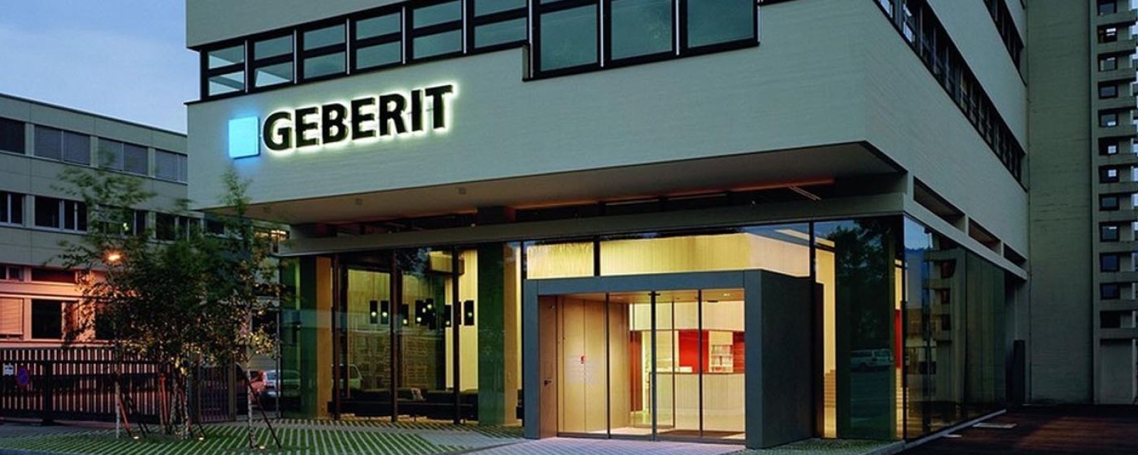 Grupa Geberit ze zintegrowanym systemem do zarządzania kadrami, płacami oraz czasem pracy